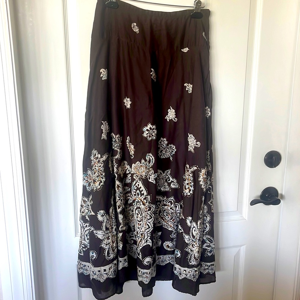 EUC Chicos brown paisley maxi skirt with sequins. Bohemian Chico 1 or medium